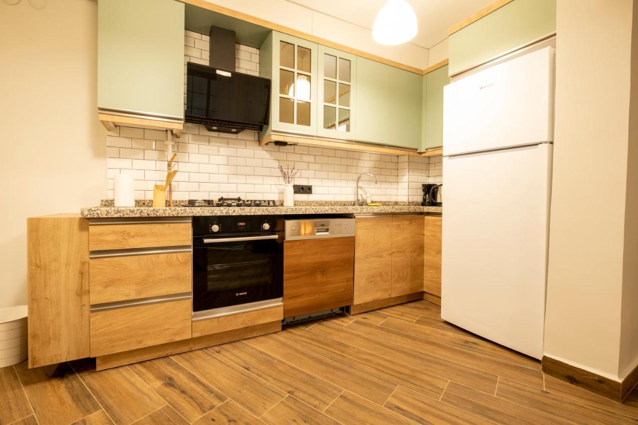 Spacious And Comfy 2Br In The Heart Of Cihangir Apartment Istanbul Exterior photo